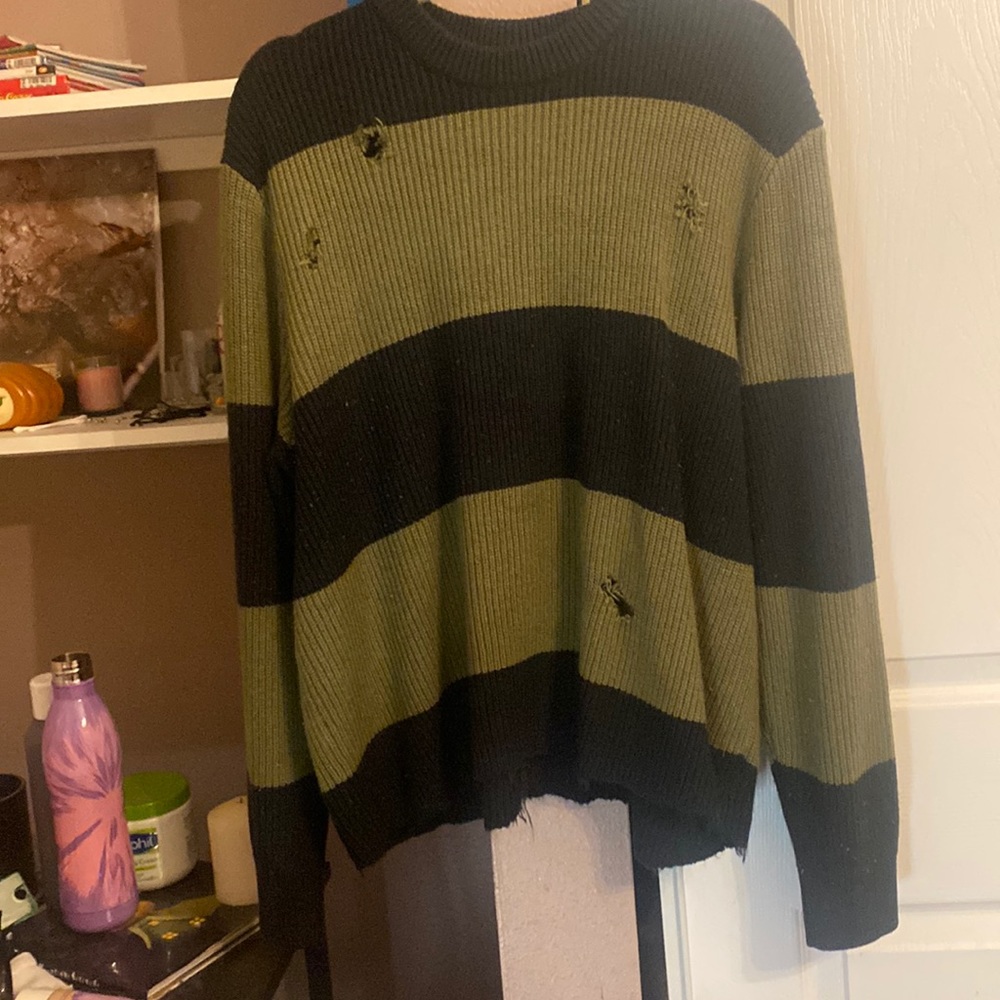Grunge sweater! 🎃
